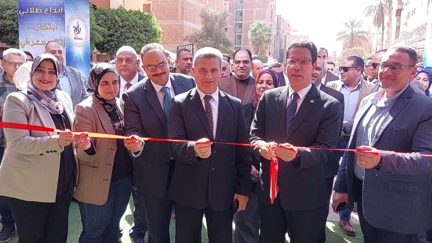"الجيزاوي" يفتتح معرض "صنع في جامعة بنها" ويشيد بجودة المنتجات والمعروضات